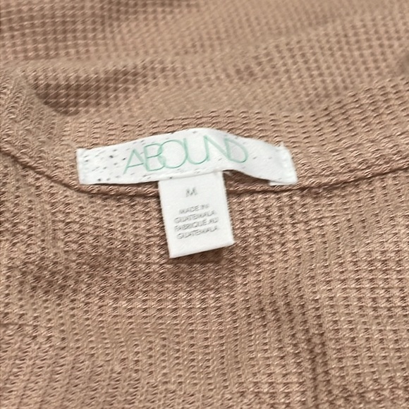 ABOUND Long Sleeve Raglan Tee Waffle Knit In Tan Dale Round Raw Hem sz XS and M. - Picture 7 of 7